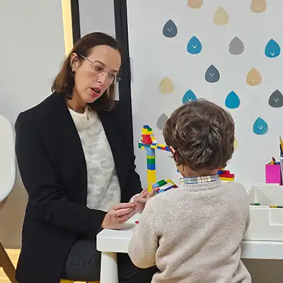 psiquiatra especializado en autismo infantil