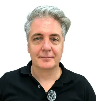Cristian Ramos Psicólogo especializada en Trastornos Psicóticos y Psicoterapia de Pareja en la Clínica Dra. Teresa Aparicio de Madrid